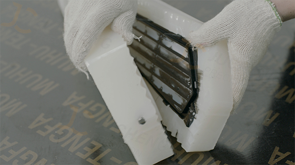 Vacuum Casting of Custom Plastic Parts & Prototypes