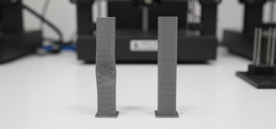 Comparison between a warped thin vertical bracket and a perfectly straight component Comparison between a warped thin vertical bracket and a perfectly straight component